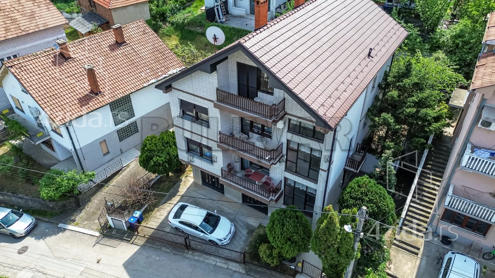 4-etažna kuća | 4zida