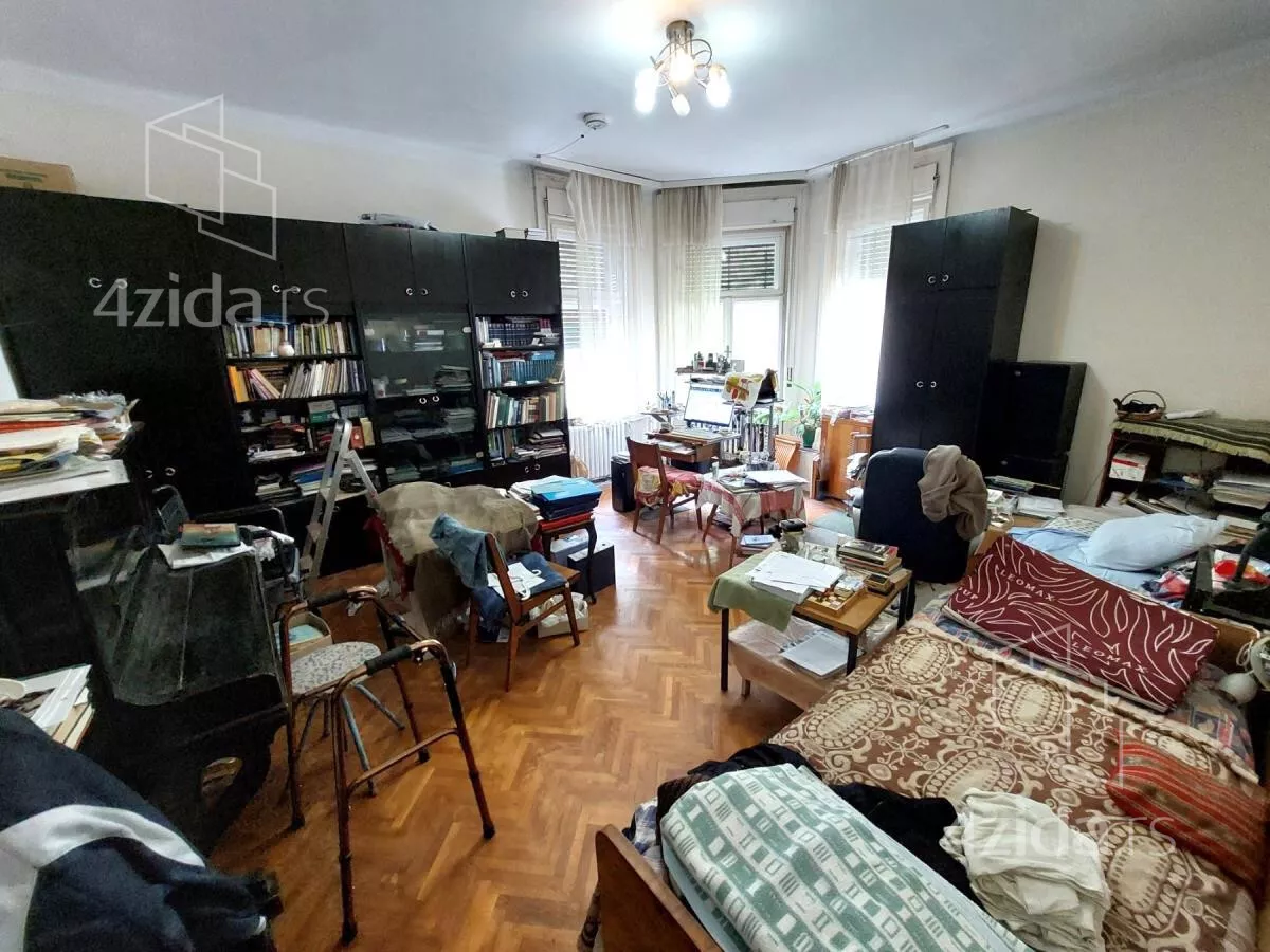 Četvoroiposoban stan | 4zida