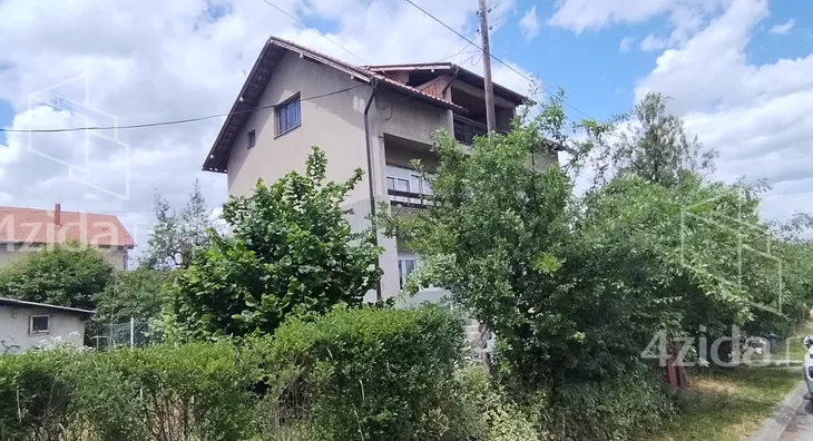 3-etažna kuća | 4zida
