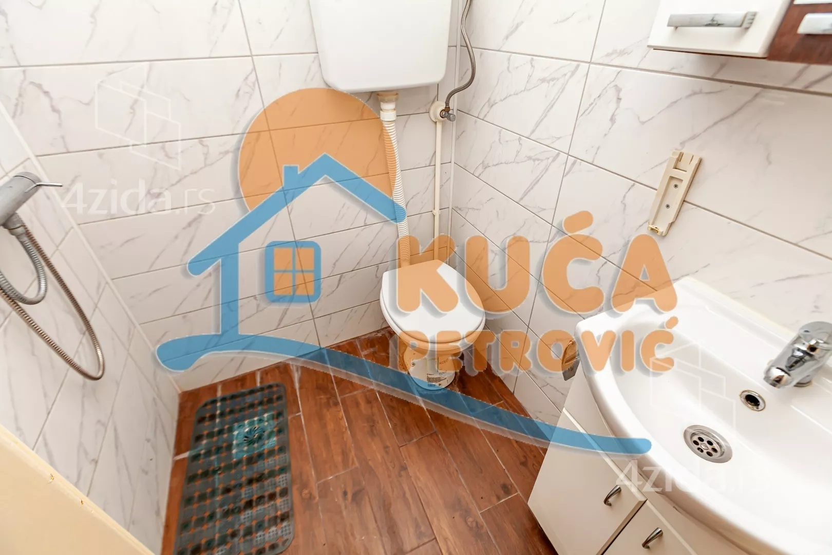 Troiposoban stan | 4zida