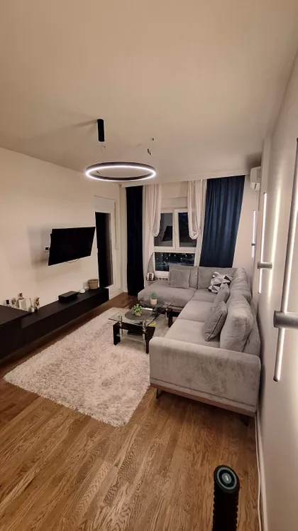 Milovana Gušića 99 | 4zida.rs