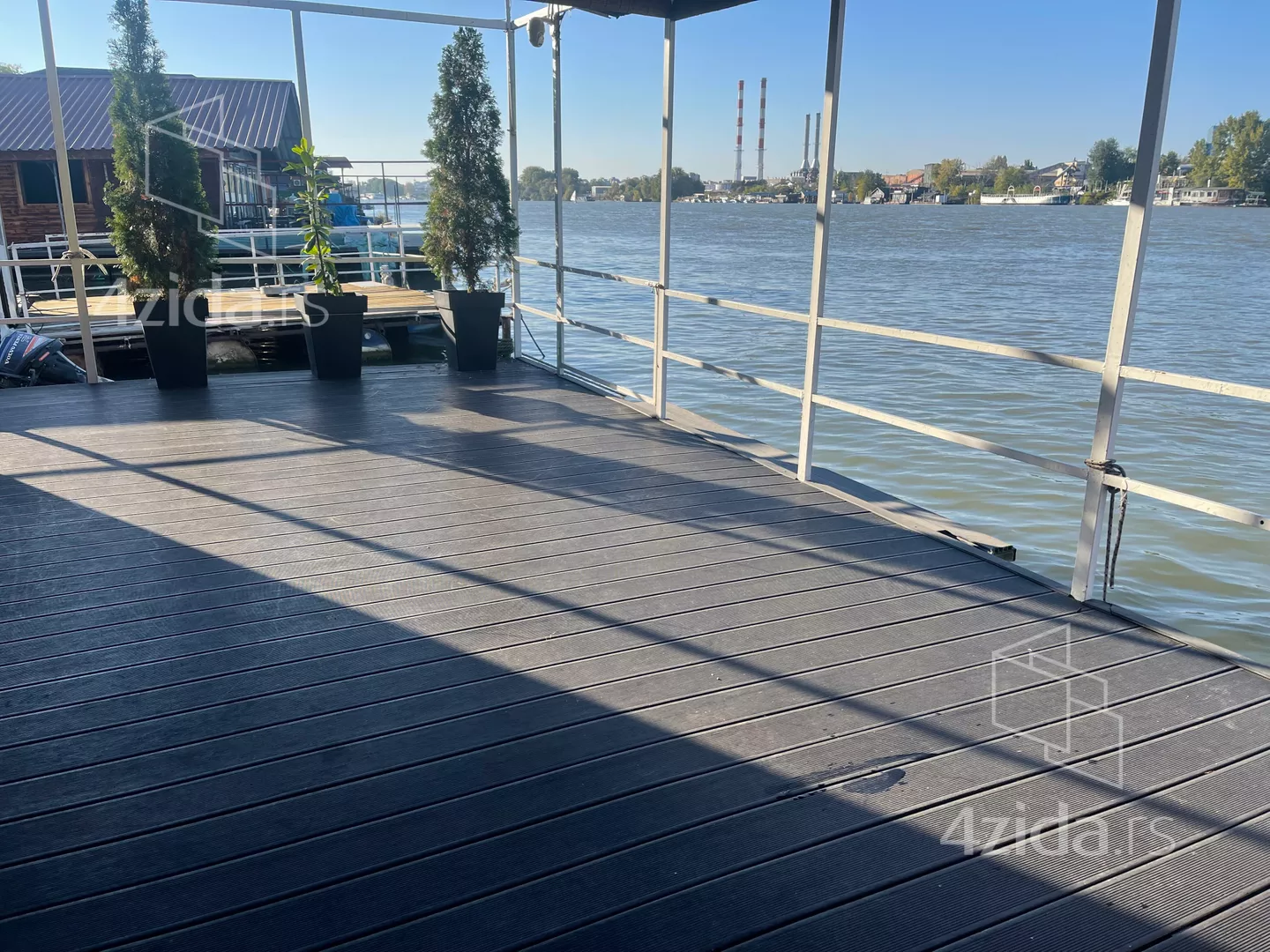 Turistički objekat | 4zida