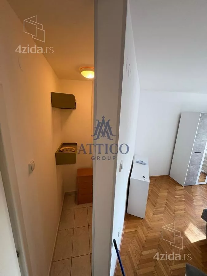 Garsonjera | 4zida