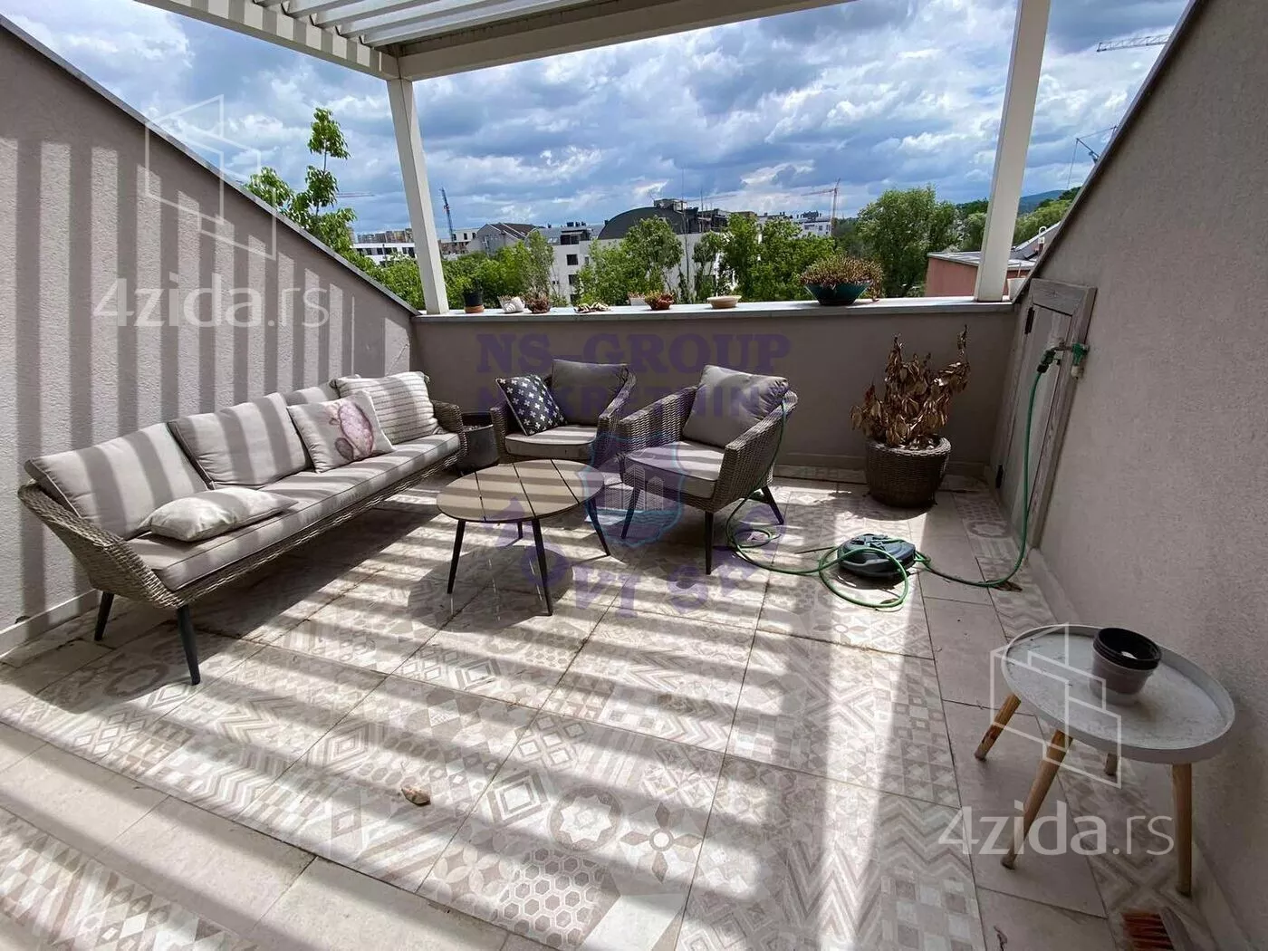 Četvorosoban stan | 4zida