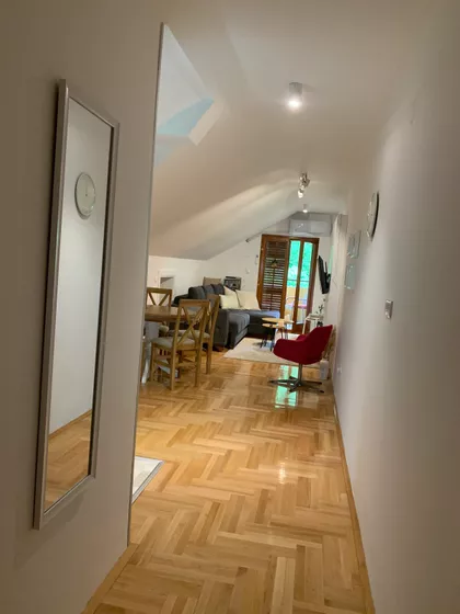 Nemanjina | 4zida.rs