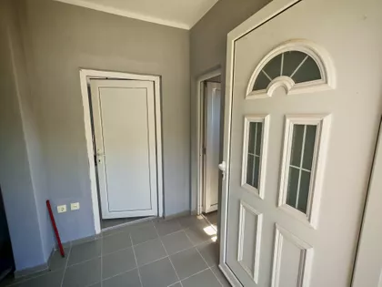 Karađorđeva 165 | 4zida.rs