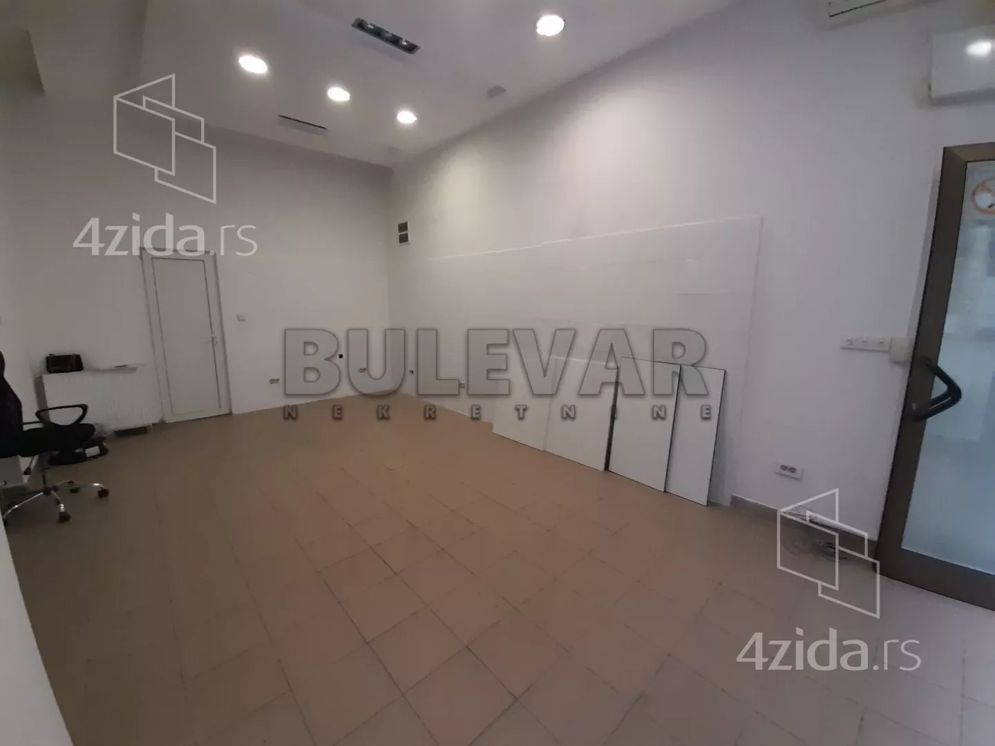 Lokal | 4zida