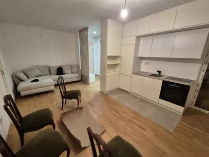 Karađorđeva | 4zida.rs