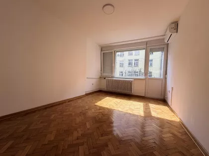 Zmaj Jovina | 4zida.rs