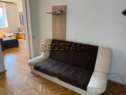 Vukov Spomenik | 4zida.rs