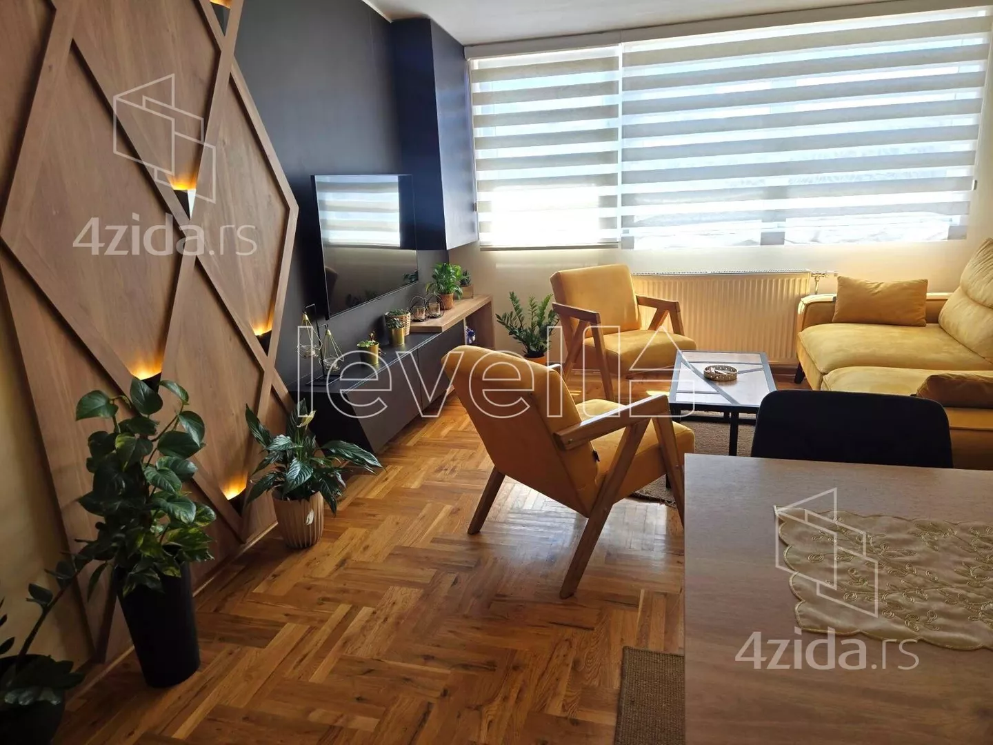 Troiposoban stan | 4zida