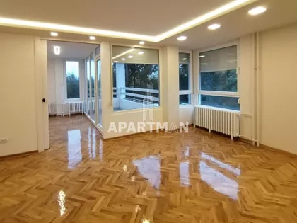 Jovana Stojsavljevića | 4zida.rs