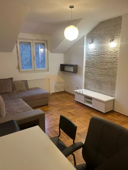 Godominska | 4zida.rs