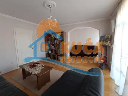 Sarajevska | 4zida.rs