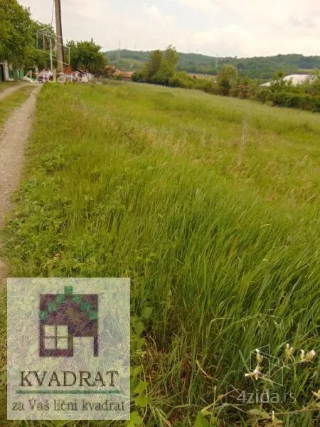 Plac | 4zida