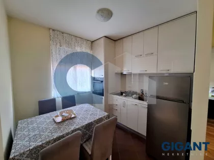 Slavonska | 4zida.rs