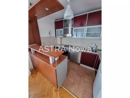 Vukov Spomenik | 4zida.rs