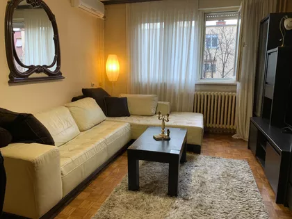 Nadežde Petrović | 4zida.rs