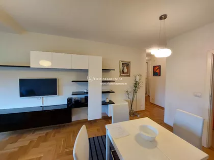 Južni Bulevar | 4zida.rs