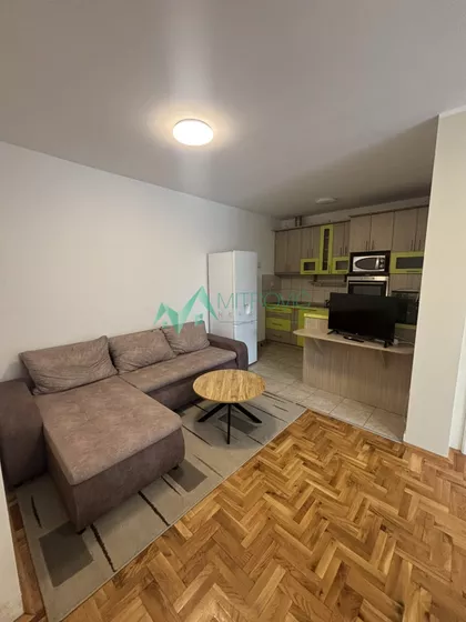 Bulevar Patrijarha Pavla (Somborski Bulevar) | 4zida.rs