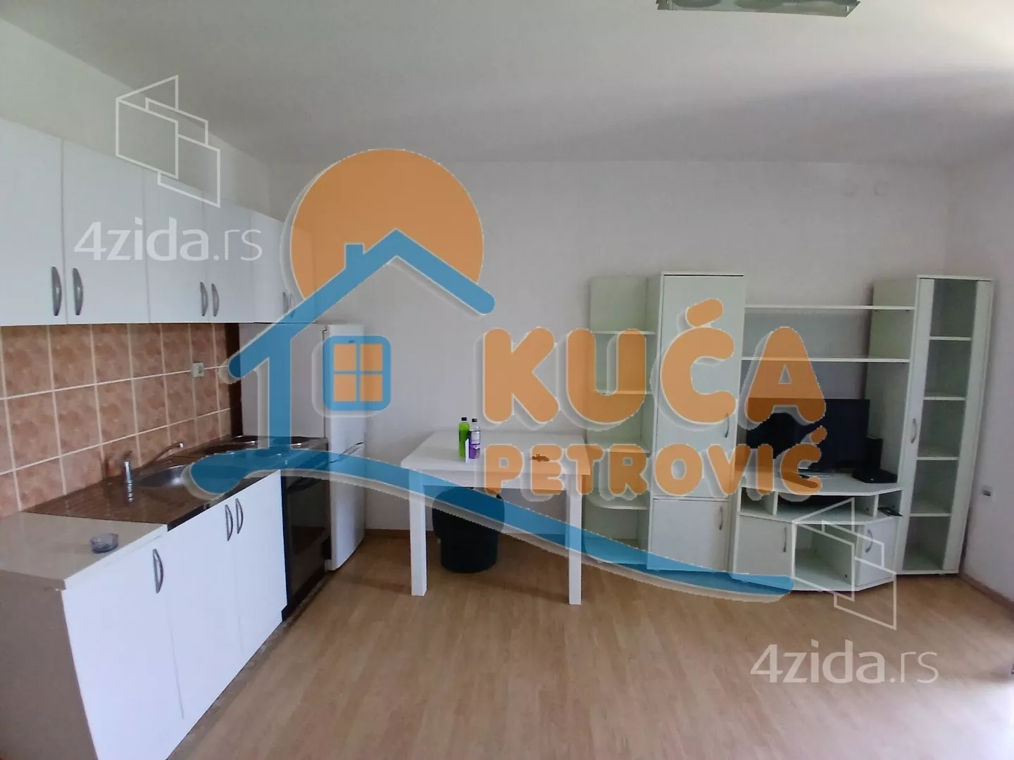 Garsonjera | 4zida
