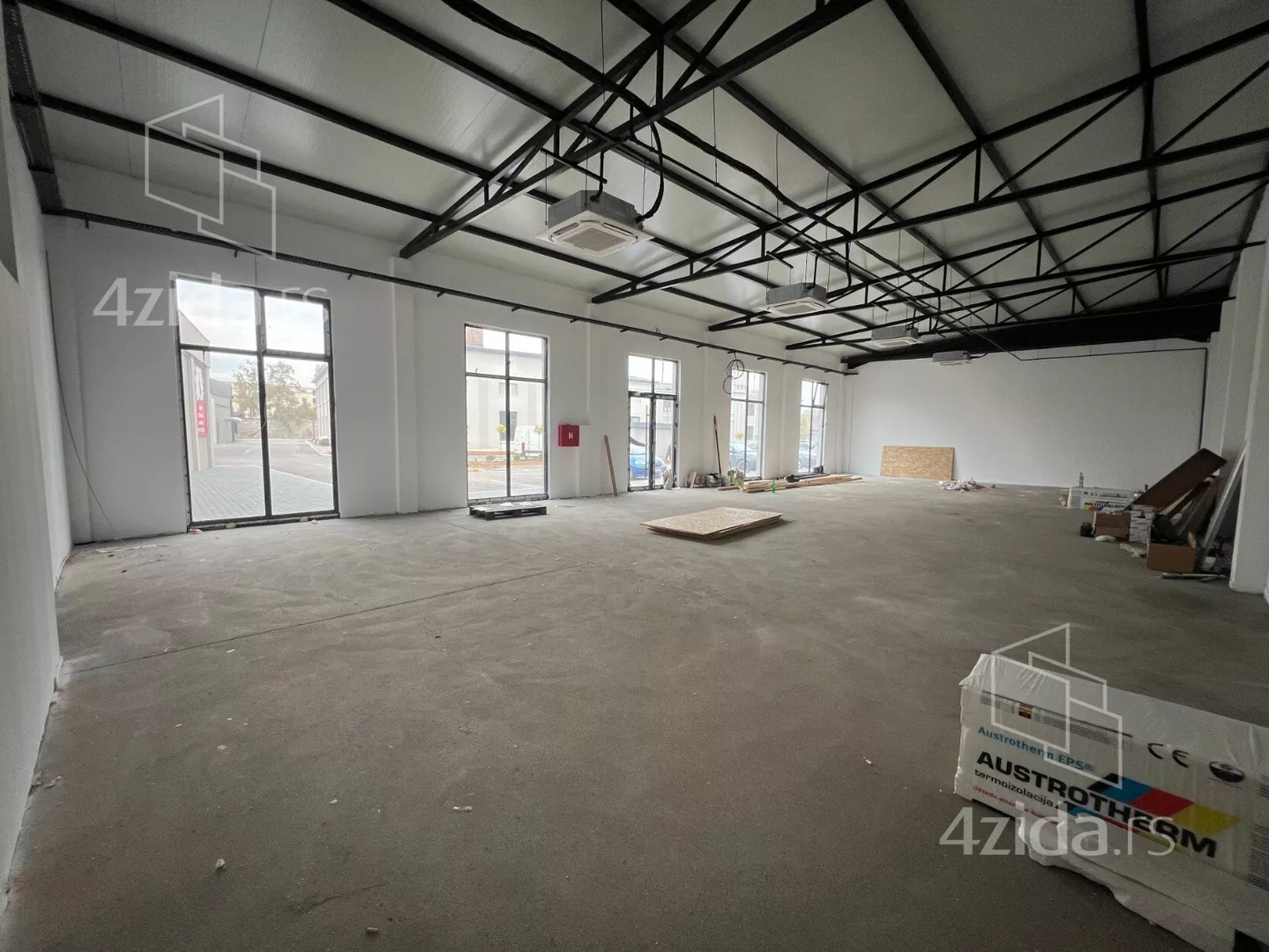 Poslovni prostor | 4zida