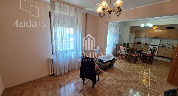 3-etažna kuća | 4zida