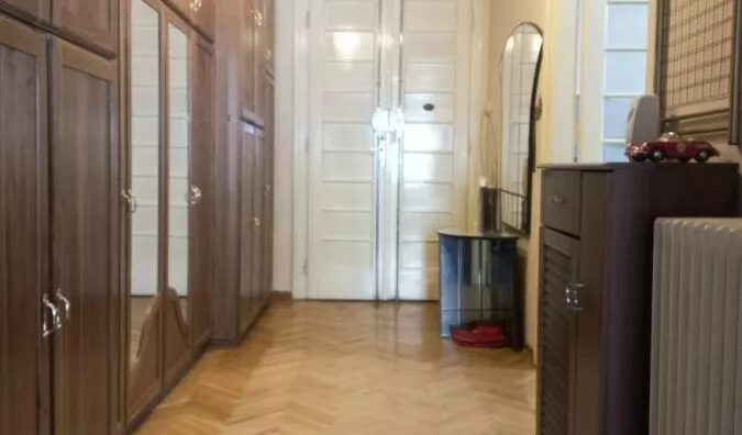 Četvoroiposoban stan | 4zida