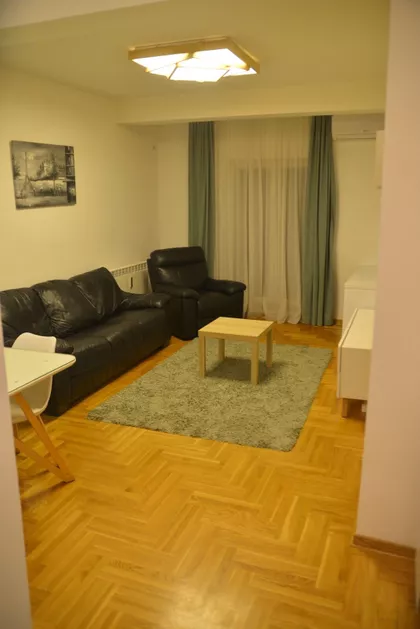 Đeram pijaca | 4zida.rs