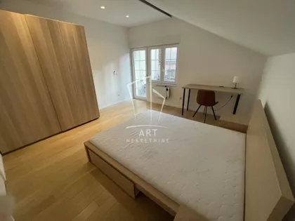 Lamartinova | 4zida.rs