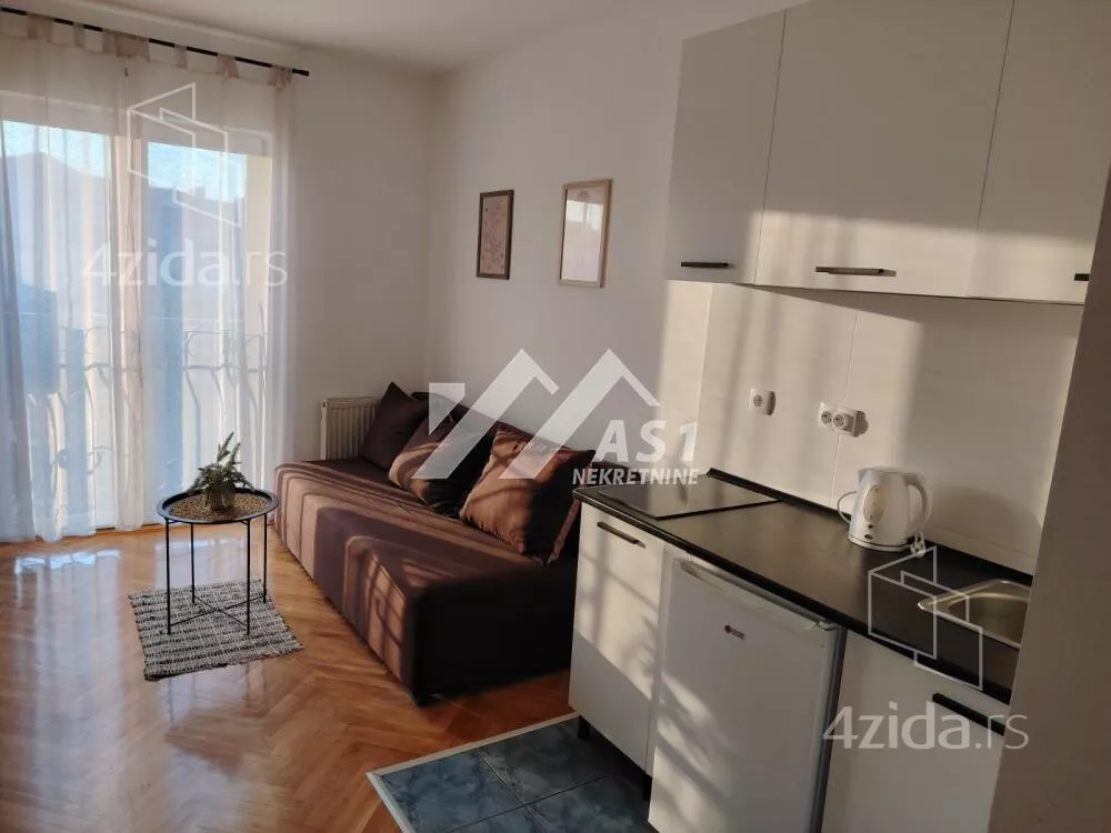 Garsonjera | 4zida