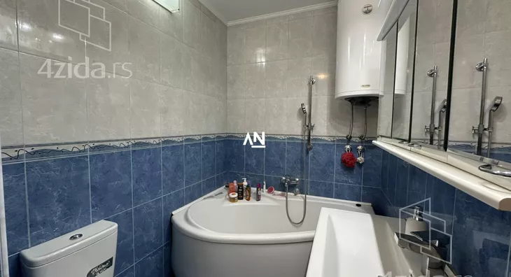 4-etažna kuća | 4zida