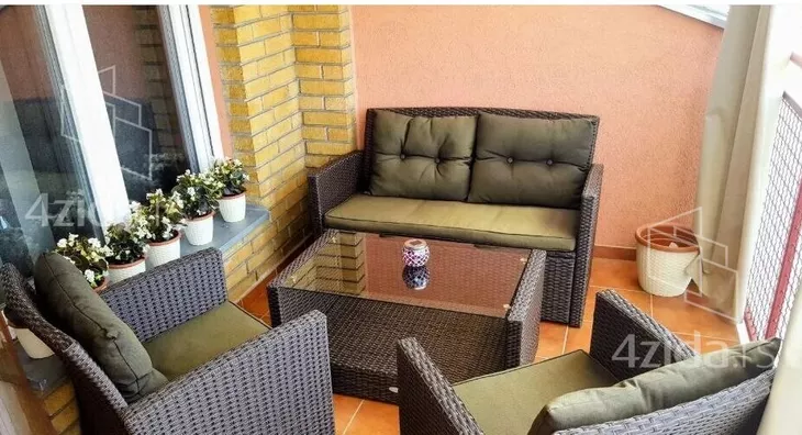 Troiposoban stan | 4zida