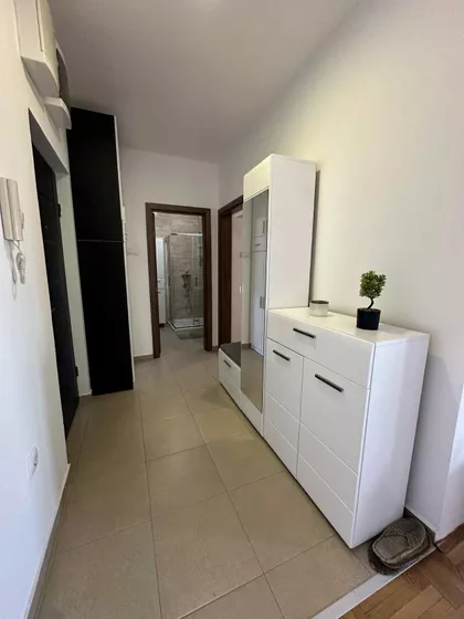 Mali Radanovac | 4zida.rs