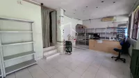 Lokal | 4zida