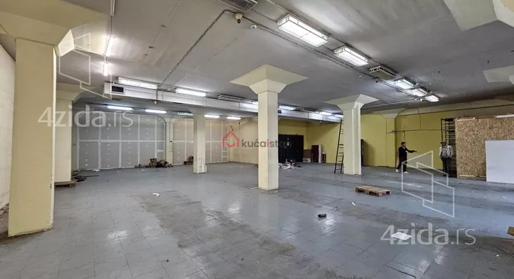 Poslovni prostor | 4zida