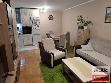 Bulevar Patrijarha Pavla (Somborski Bulevar) | 4zida.rs