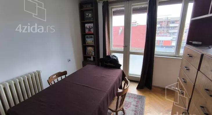 Četvoroiposoban stan | 4zida