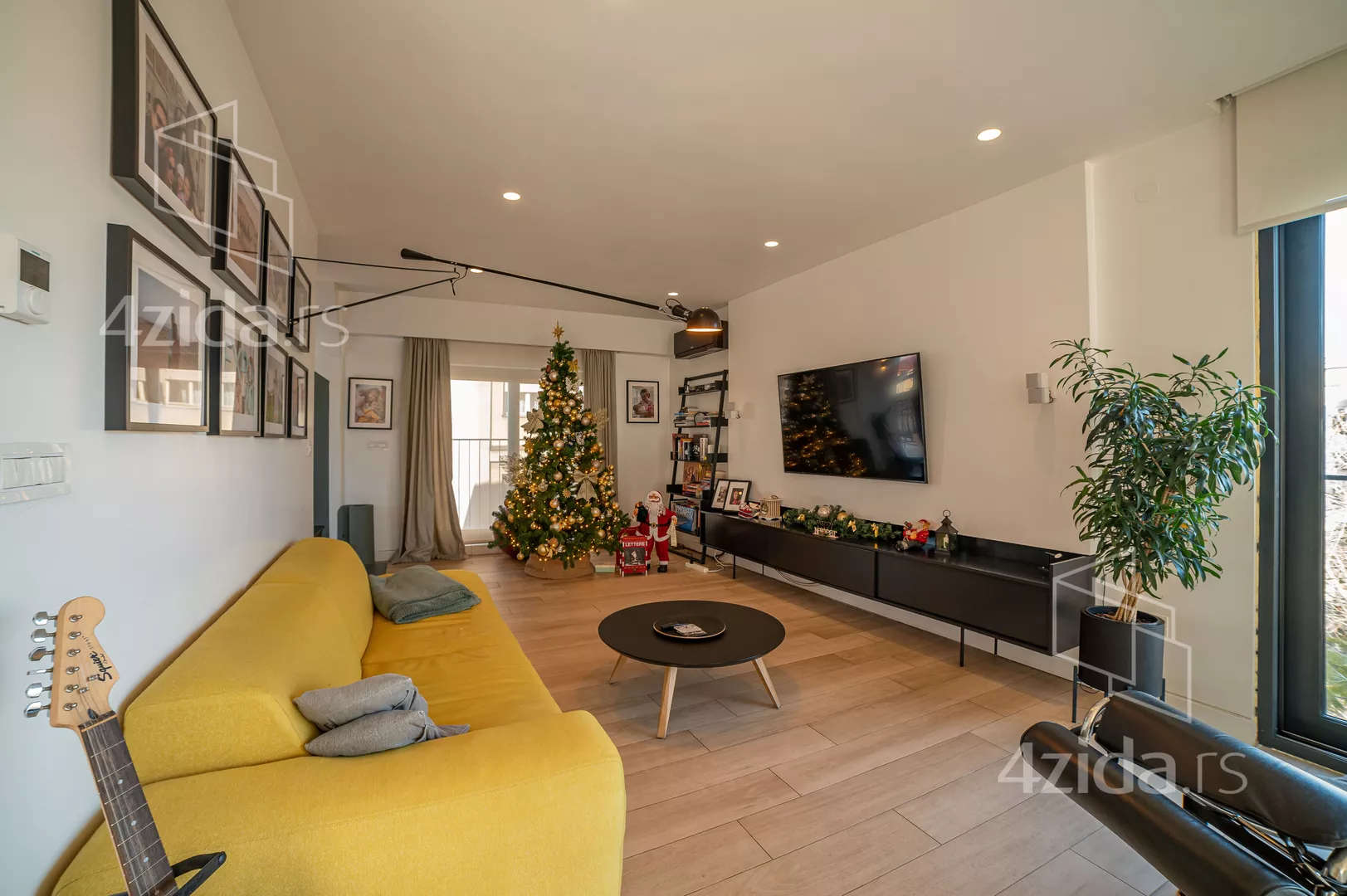 Petosoban stan | 4zida