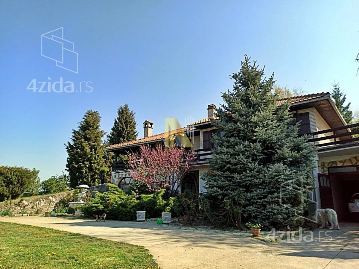 Kuća | 4zida