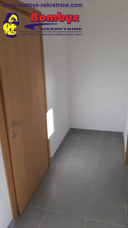 Okolne lokacije | 4zida.rs