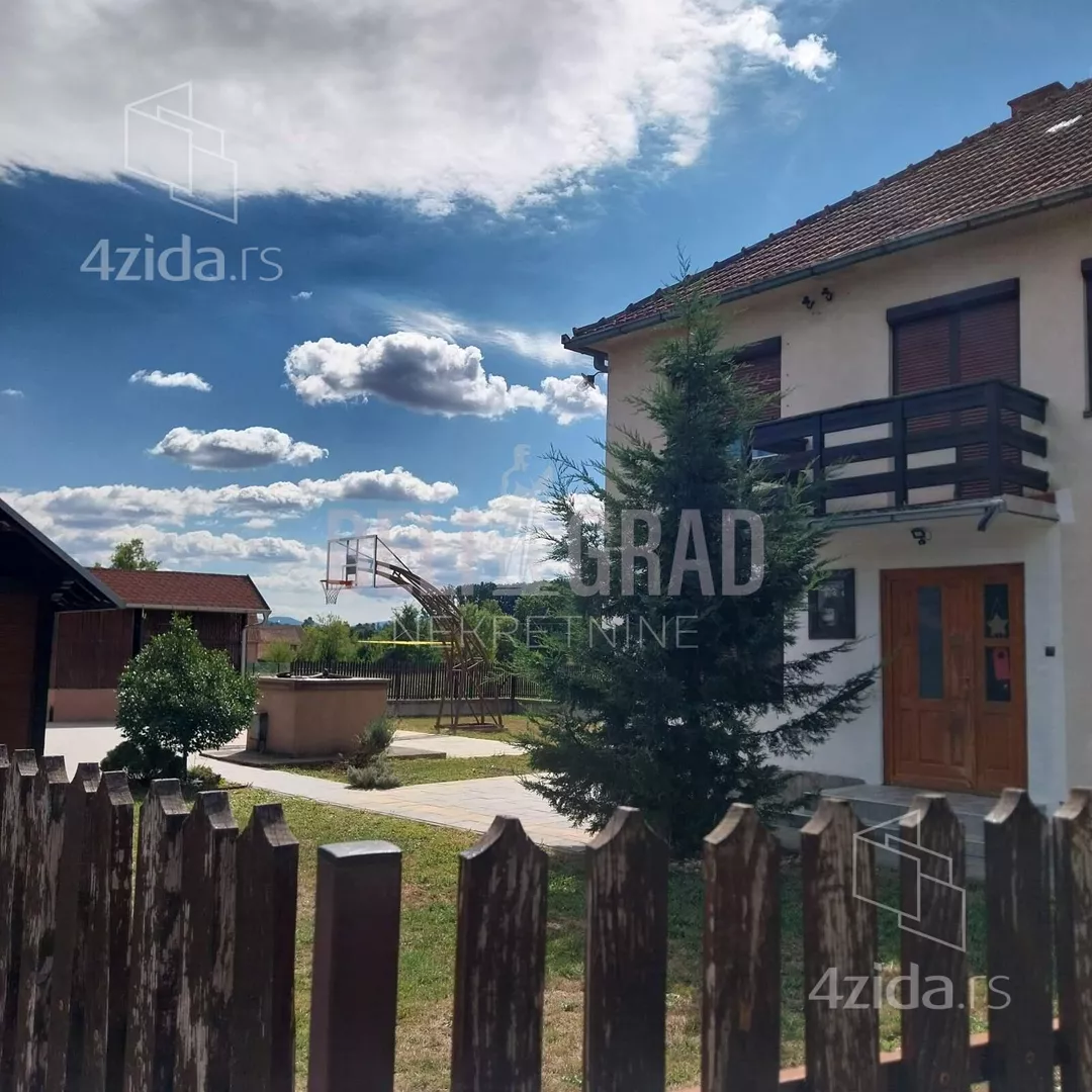 Kuća | 4zida