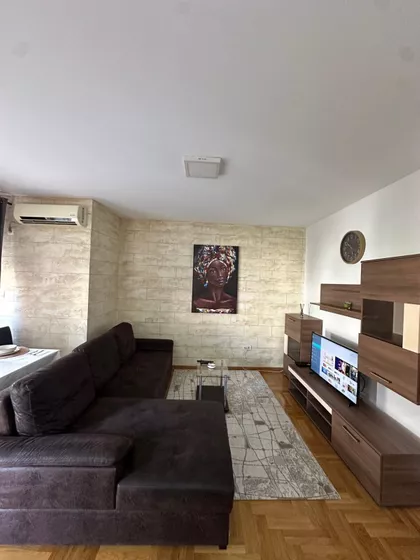 Kalenić pijaca | 4zida.rs