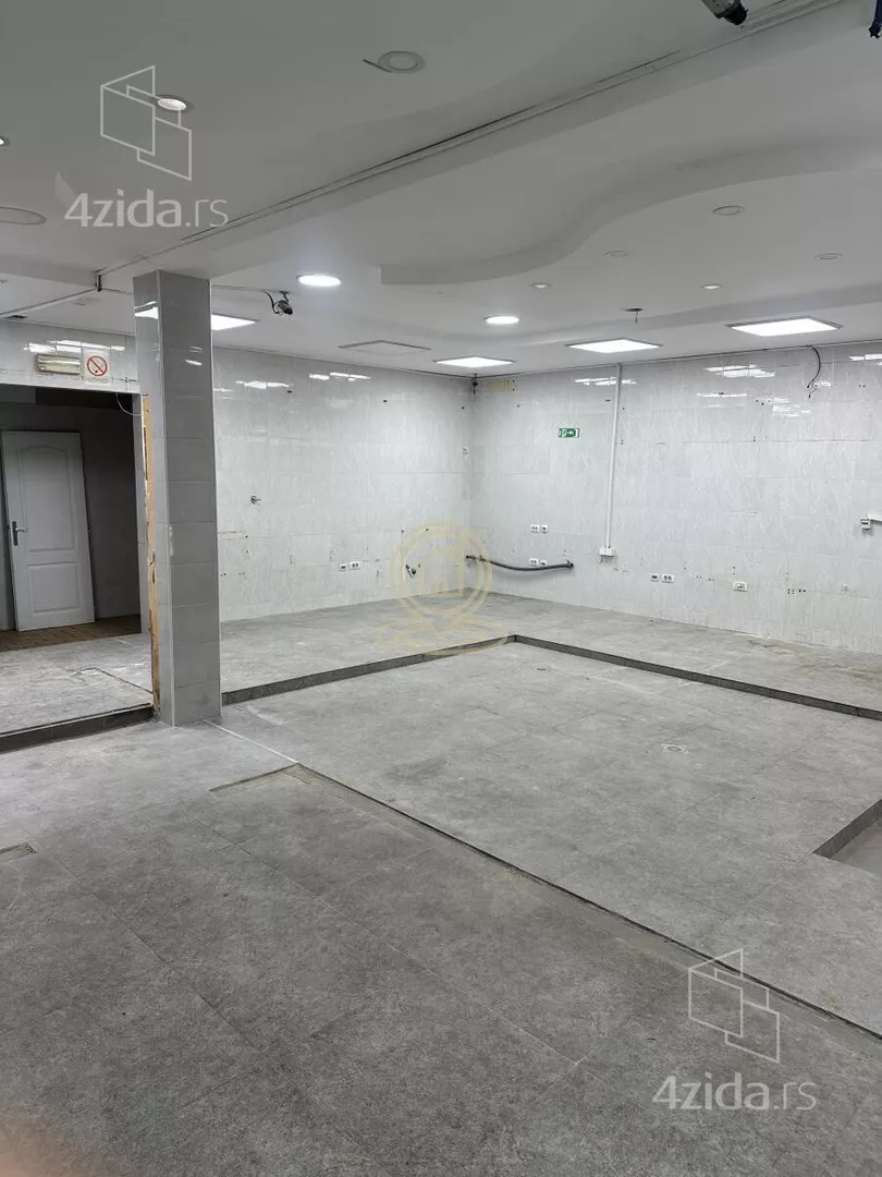 Lokal | 4zida