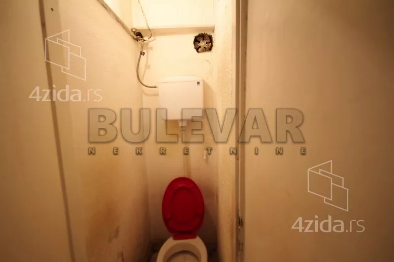 Lokal | 4zida