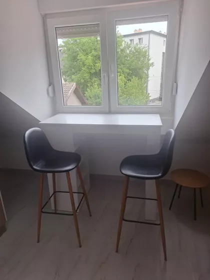 Adolfa Singera 18 | 4zida.rs