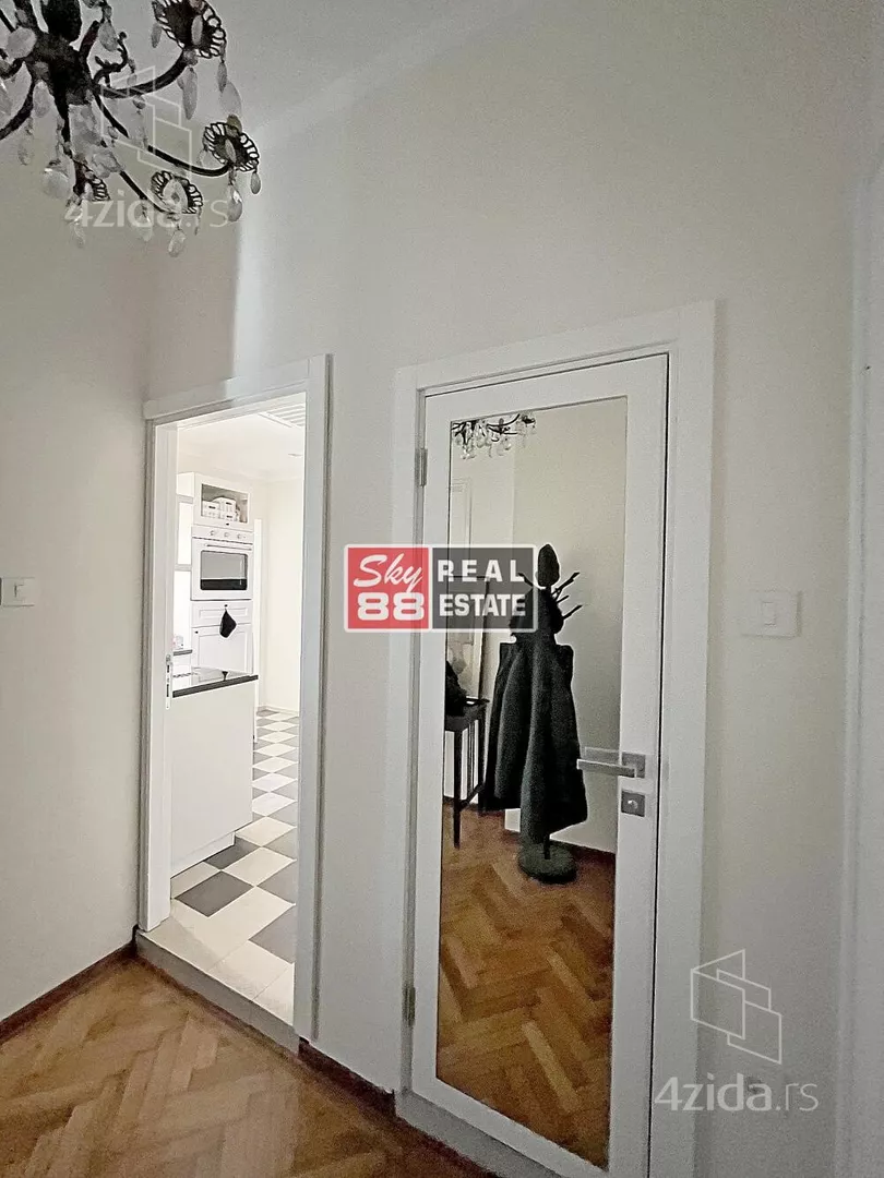 Petosoban stan | 4zida