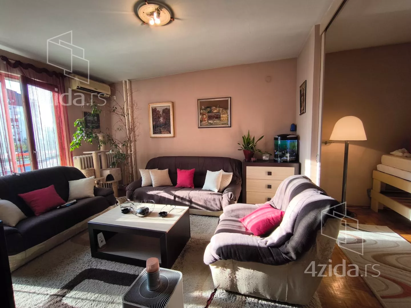 Dvoiposoban stan | 4zida