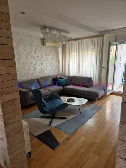 Bežanijska kosa 3 | 4zida.rs