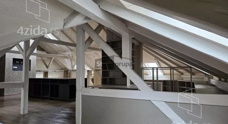 Poslovni prostor | 4zida